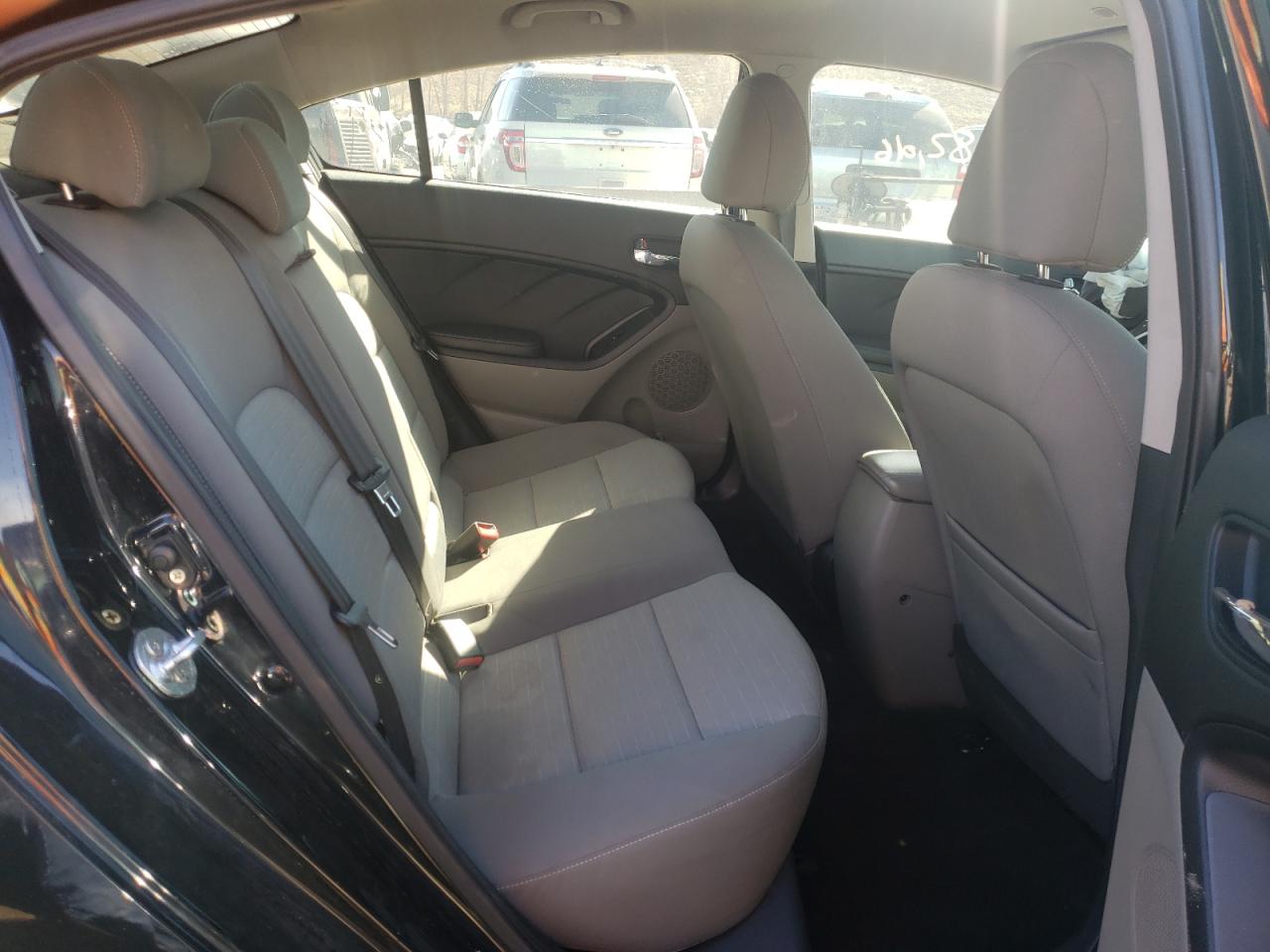 Photo 6 from auction – 2014 KIA FORTE EX with VIN KNAFX4A88E5046944