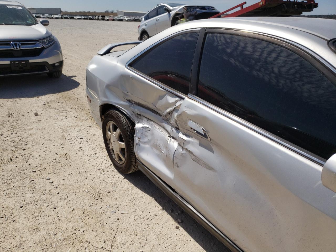 Photo 10 from auction – 2001 HONDA ACCORD LX with VIN 1HGCG32491A005723
