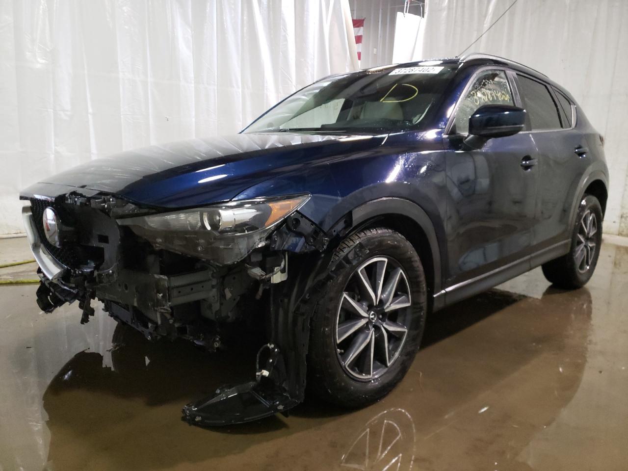 Photo 2 from auction – 2018 MAZDA CX-5 TOURI with VIN JM3KFACM0J0466936