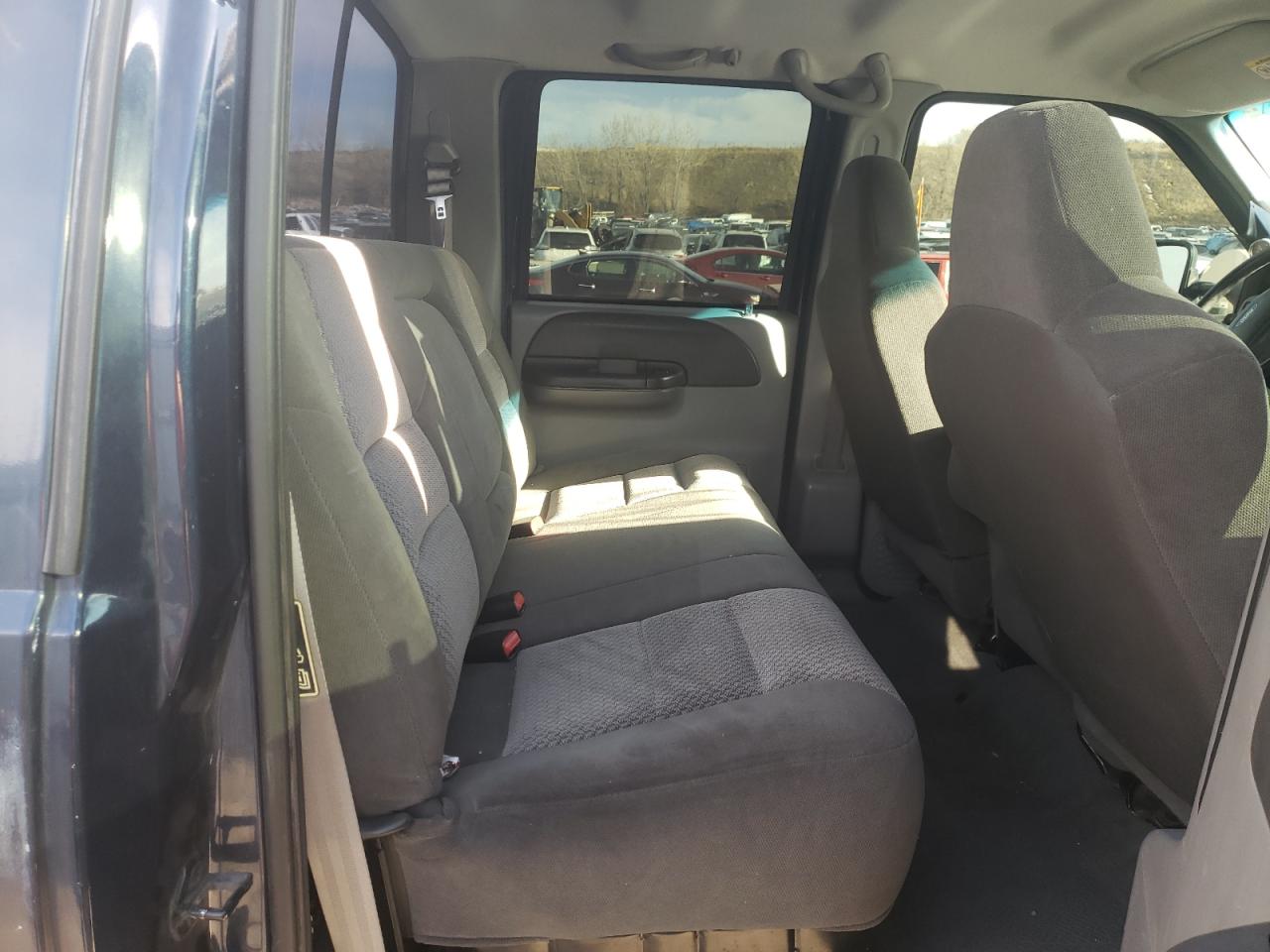 Photo 6 from auction – 2002 FORD F250 SUPER with VIN 1FTNW21F72ED32512