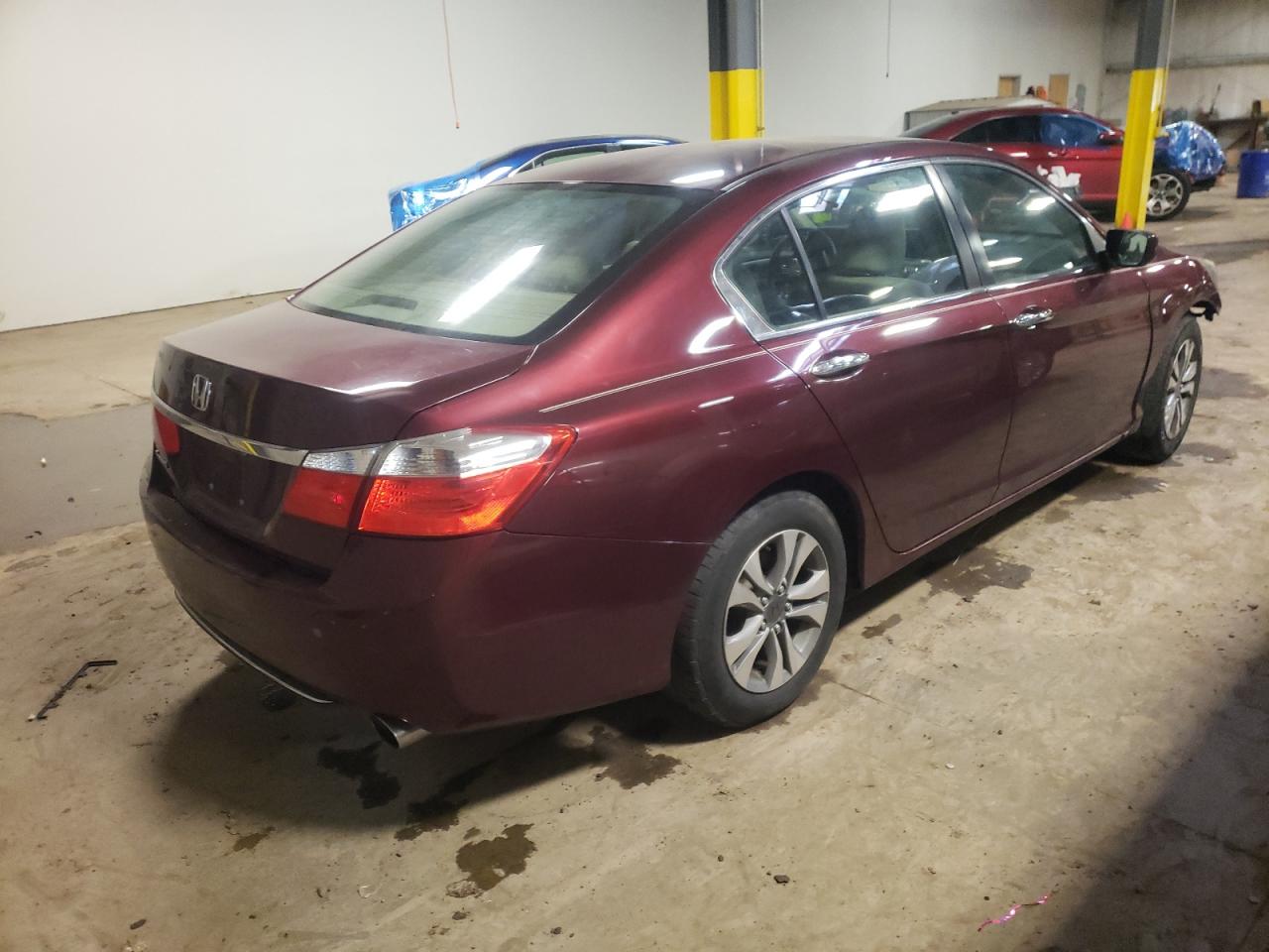 Photo 4 from auction – 2014 HONDA ACCORD LX with VIN 1HGCR2F32EA287795