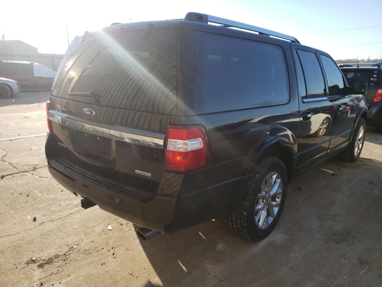 Photo 4 from auction – 2016 FORD EXPEDITION with VIN 1FMJK2AT0GEF20372