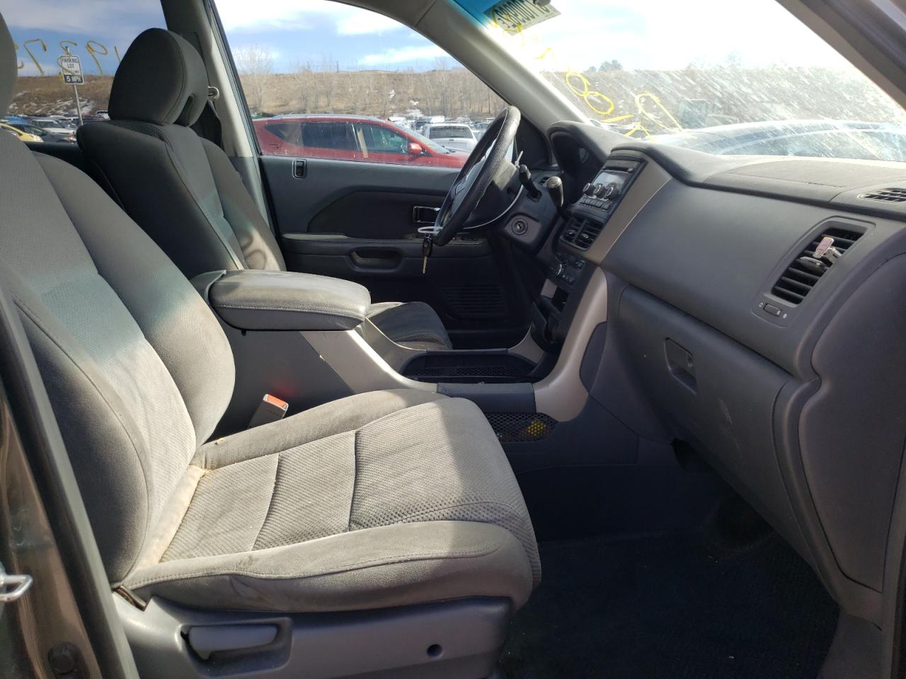 Photo 5 from auction – 2007 HONDA PILOT EX with VIN 2HKYF18497H531029