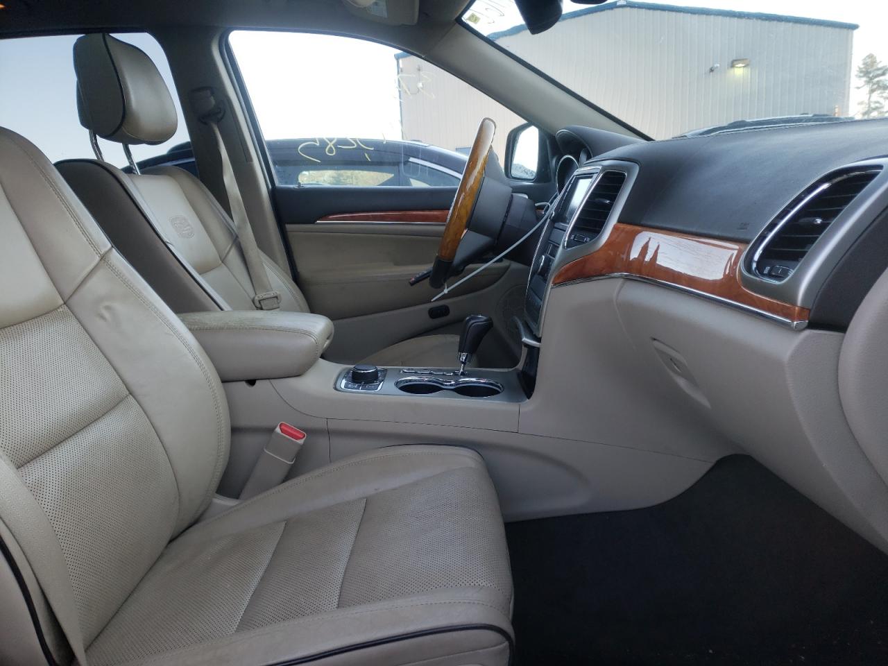 Photo 5 from auction – 2011 JEEP GRAND CHER with VIN 1J4RR6GT8BC713563
