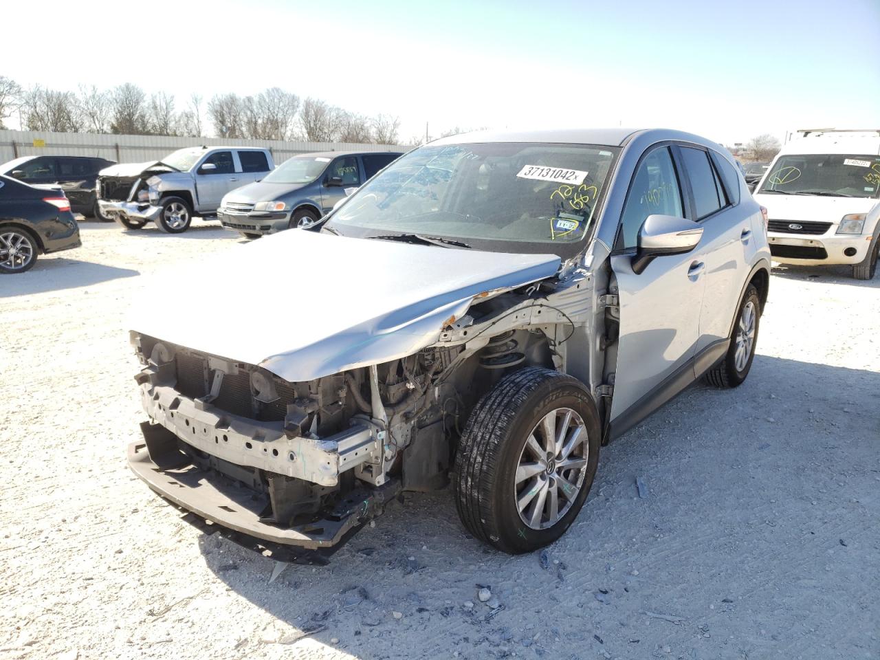 Photo 2 from auction – 2016 MAZDA CX-5 TOURI with VIN JM3KE2CY7G0728083