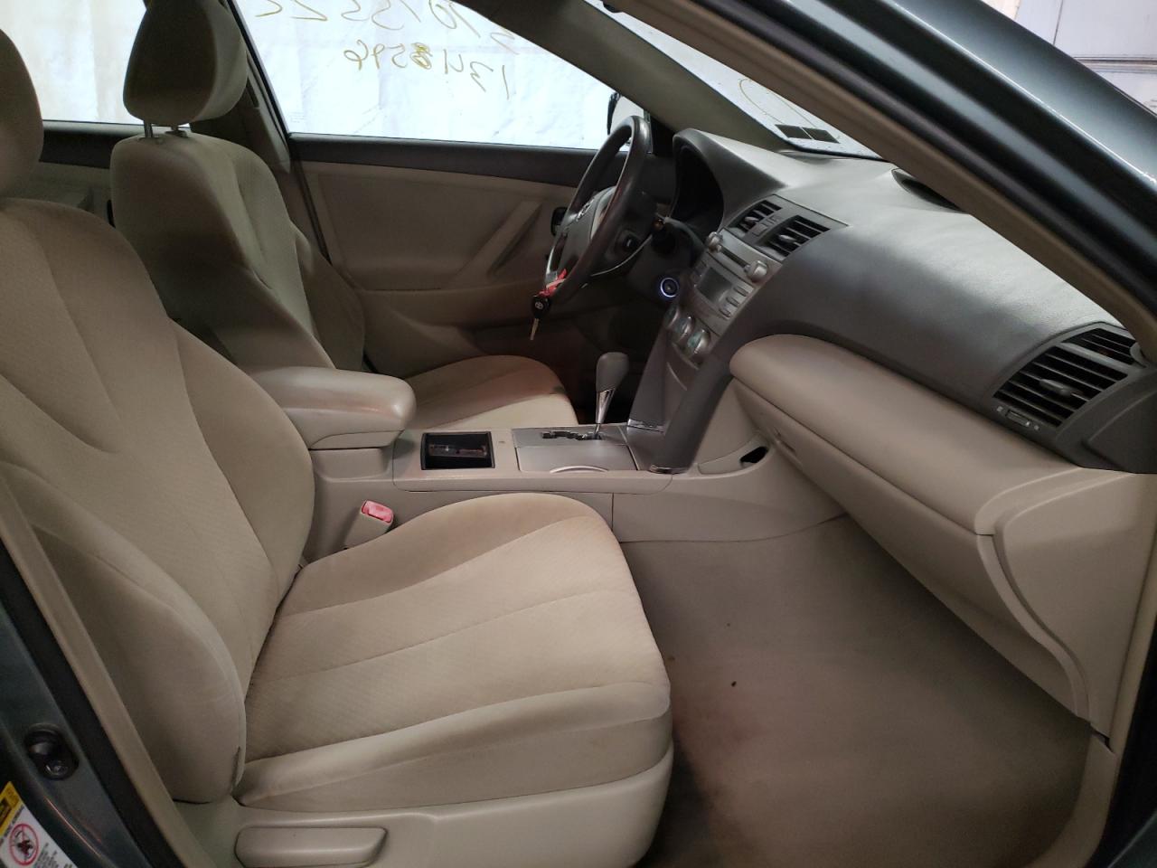 Photo 5 from auction – 2009 TOYOTA CAMRY BASE with VIN 4T1BE46K69U844877