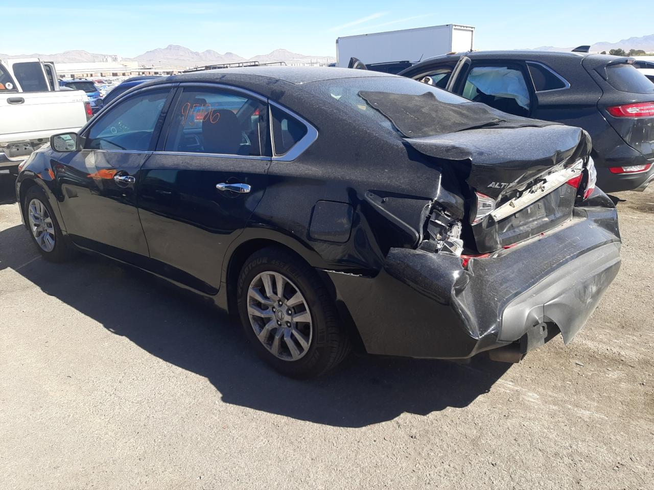 Photo 3 from auction – 2016 NISSAN ALTIMA 2.5 with VIN 1N4AL3AP0GN373535