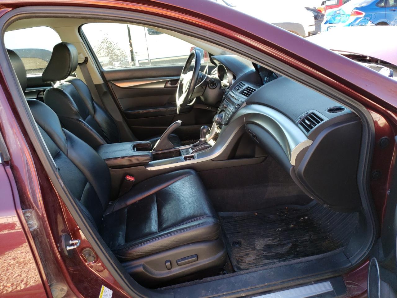 Photo 5 from auction – 2010 ACURA TL with VIN 19UUA8F50AA017507
