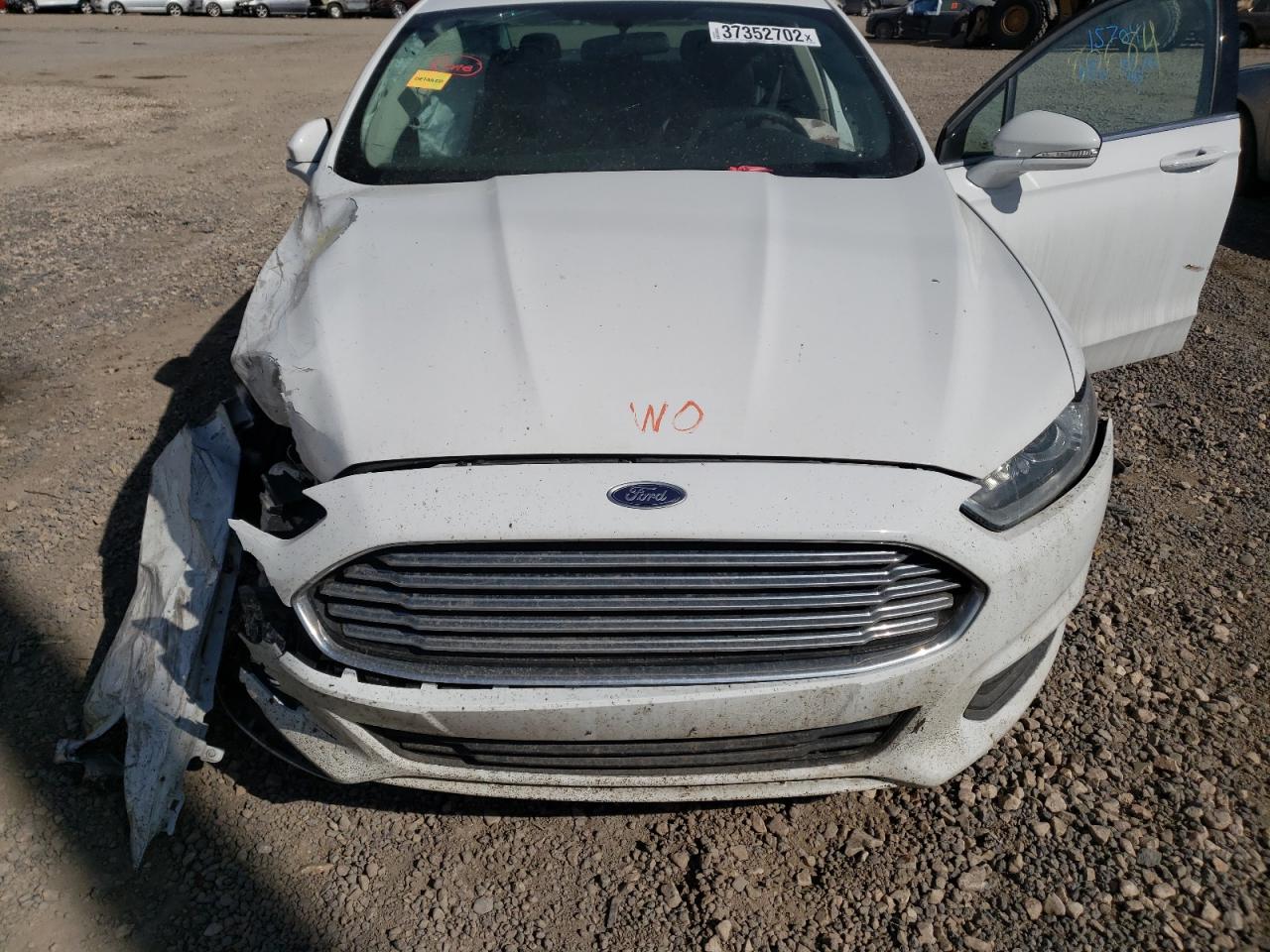Photo 7 from auction – 2016 FORD FUSION SE with VIN 3FA6P0HD0GR157041