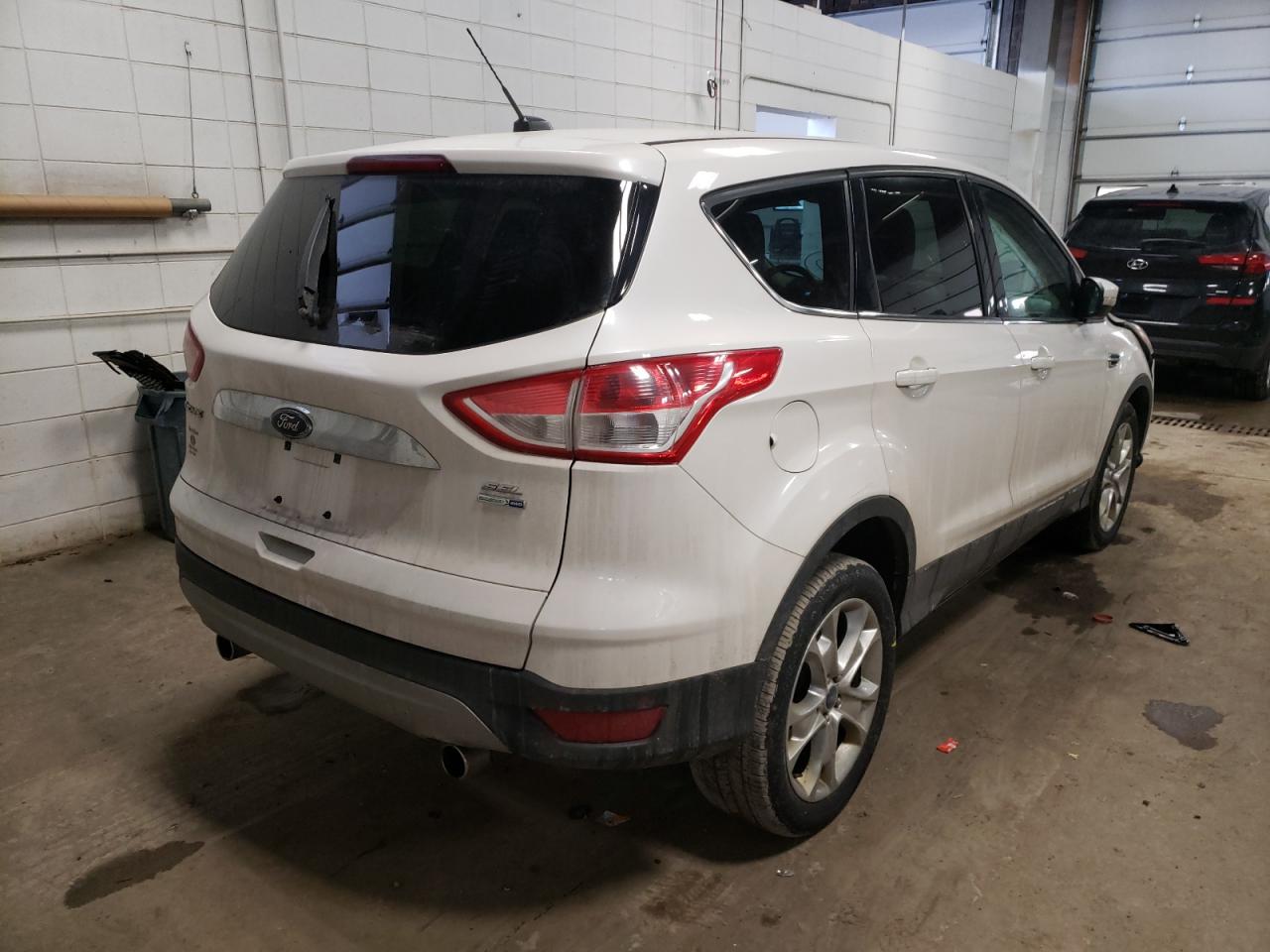 Photo 4 from auction – 2013 FORD ESCAPE SEL with VIN 1FMCU9HX8DUC78579