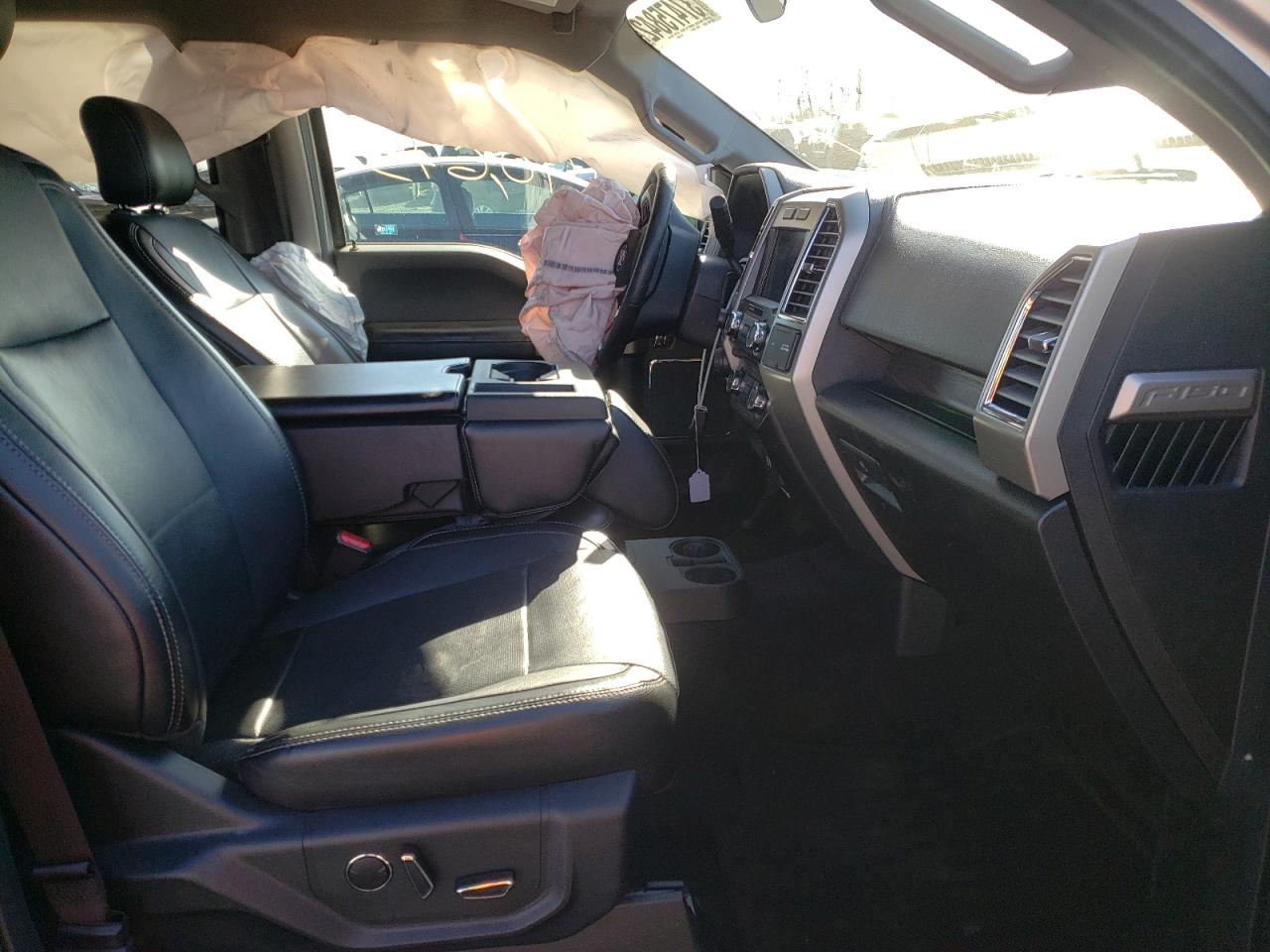 Photo 5 from auction – 2016 FORD F150 SUPER with VIN 1FTEW1EF2GFA83199