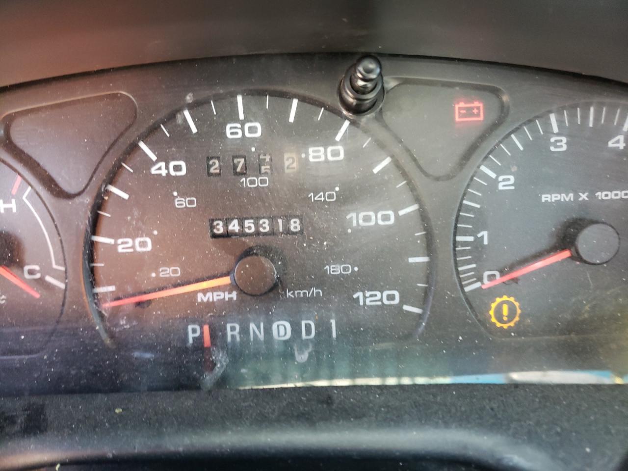 Photo 8 from auction – 2002 FORD TAURUS SE with VIN 1FAFP53U02A162991