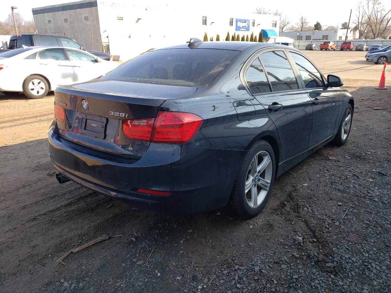 Photo 4 from auction – 2013 BMW 328 XI with VIN WBA3B3C54DJ698867