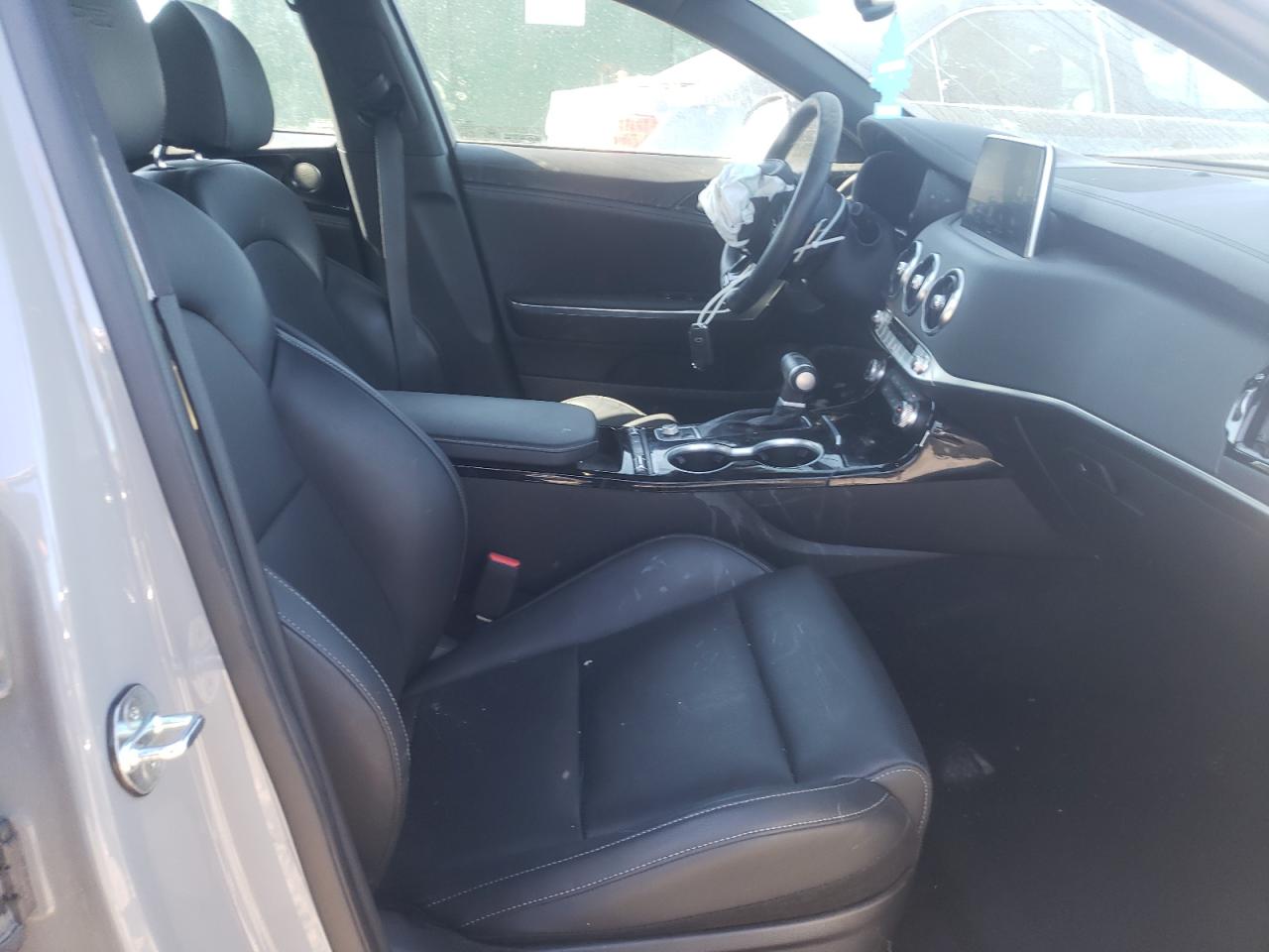 Photo 5 from auction – 2021 KIA STINGER with VIN KNAE15LA1M6095169