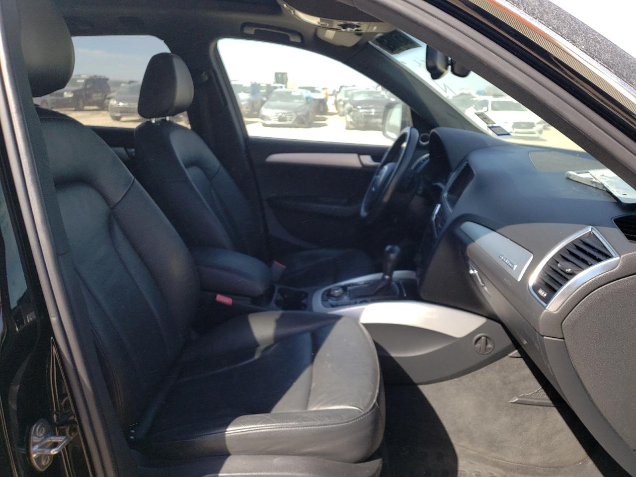 Photo 5 from auction – 2012 AUDI Q5 PREMIUM with VIN WA1DKAFP2CA102852