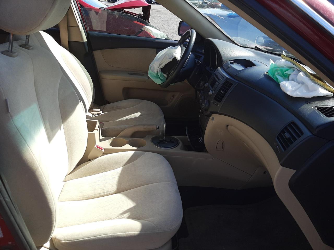 Photo 5 from auction – 2009 KIA OPTIMA LX with VIN KNAGE228695326106
