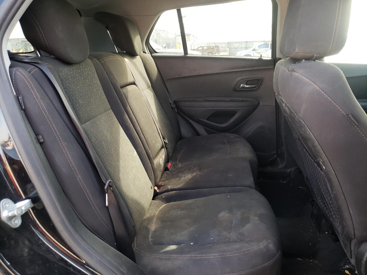 Photo 6 from auction – 2019 CHEVROLET TRAX LS with VIN 3GNCJKSB2KL263379
