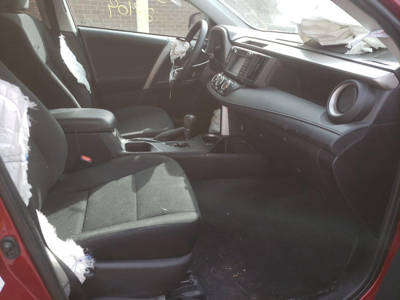 Photo 5 from auction – 2018 TOYOTA RAV4 LE with VIN 2T3ZFREV3JW517949