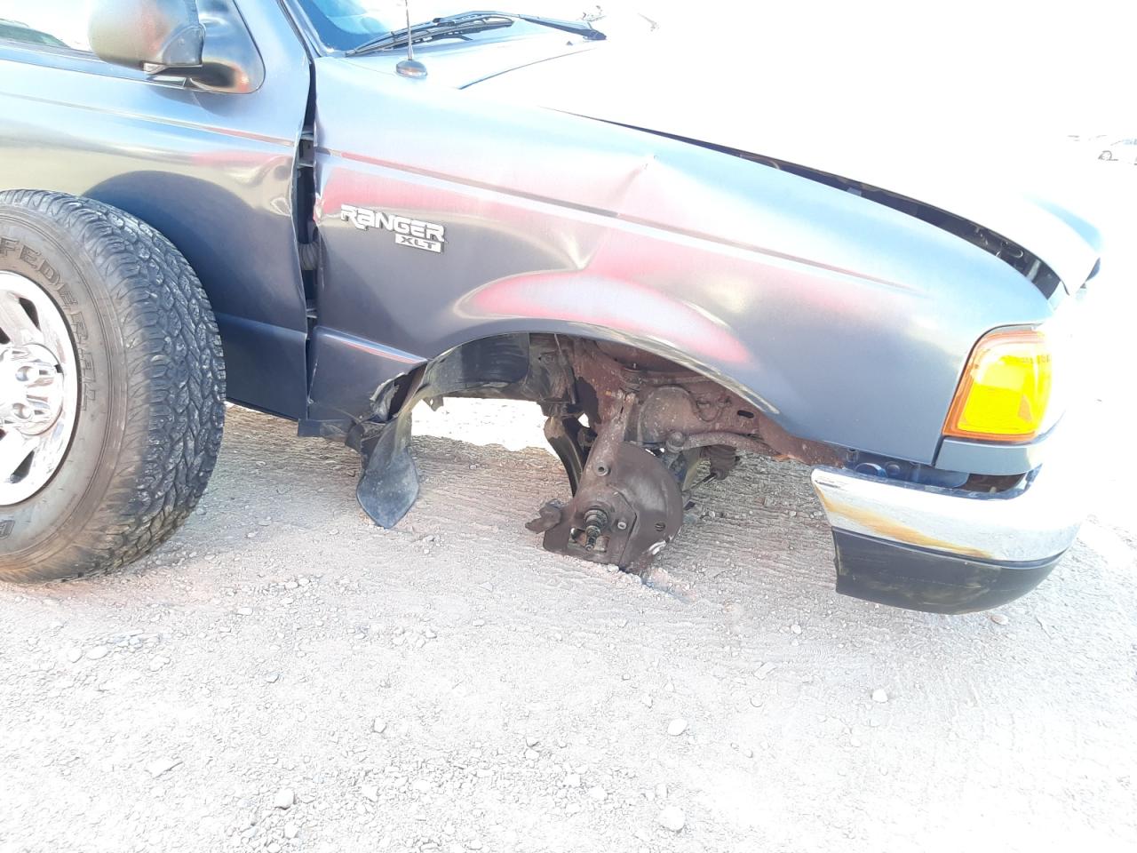 Photo 9 from auction – 2002 FORD RANGER with VIN 1FTYR10U12PB29067