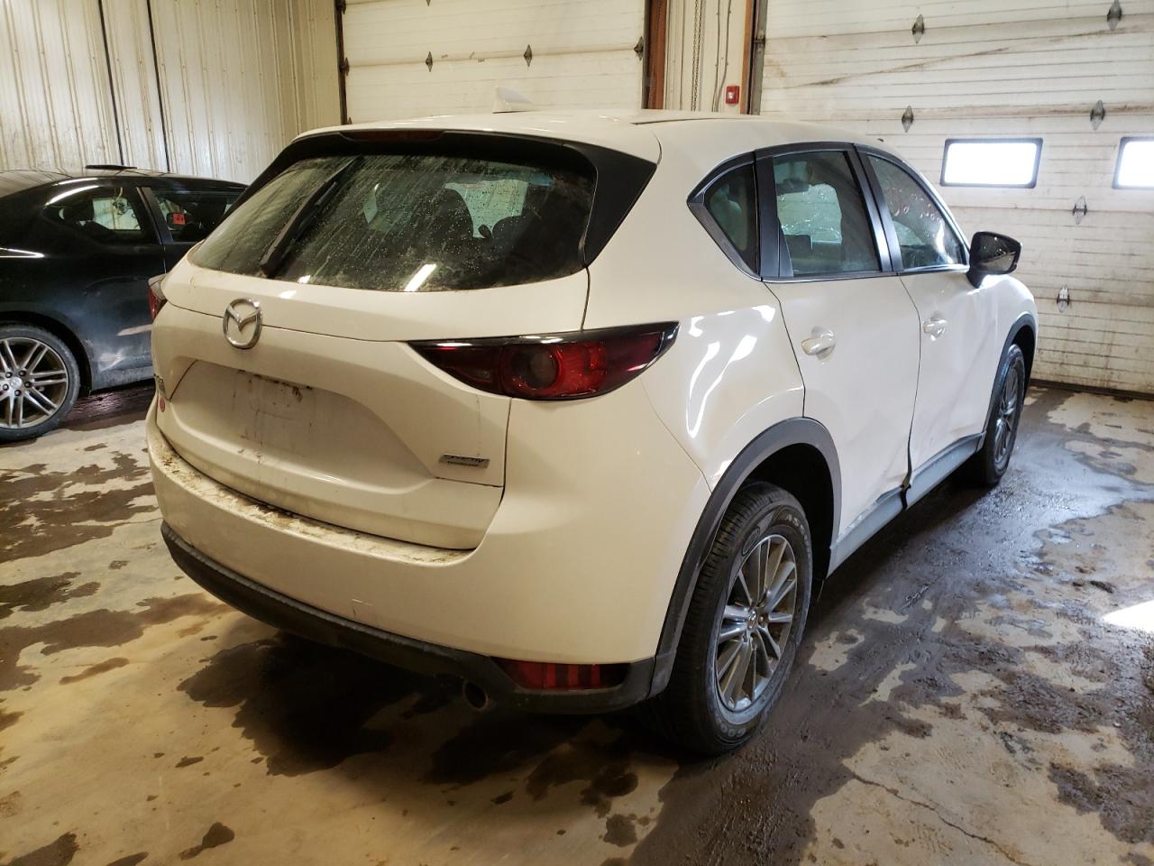 Photo 4 from auction – 2018 MAZDA CX-5 SPORT with VIN JM3KFBBM0J0459976