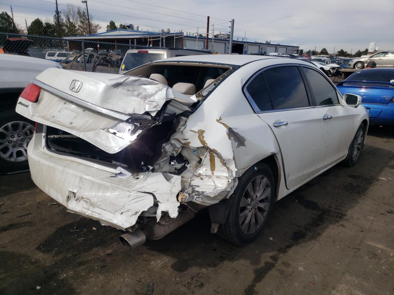 Photo 4 from auction – 2013 HONDA ACCORD EX with VIN 1HGCR2F74DA130187