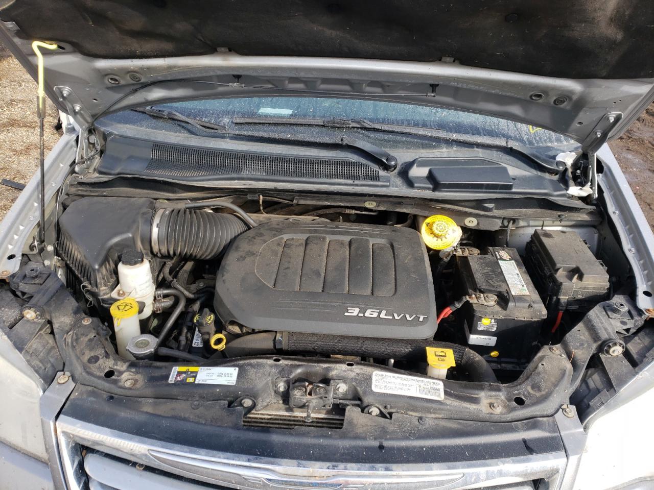 Photo 7 from auction – 2014 CHRYSLER TOWN & COU with VIN 2C4RC1BG3ER359063