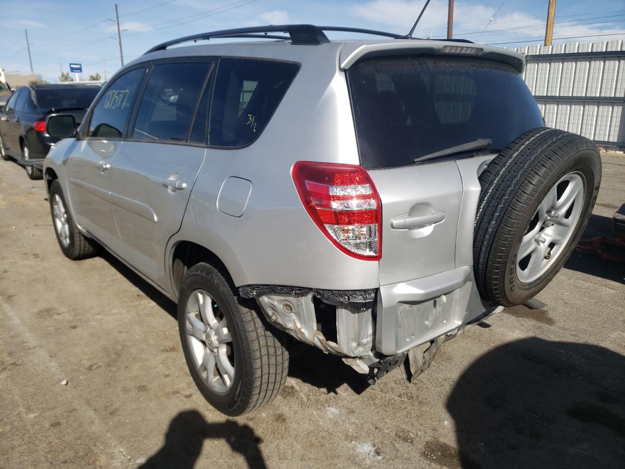 Photo 3 from auction – 2012 TOYOTA RAV4 with VIN 2T3BF4DVXCW237955