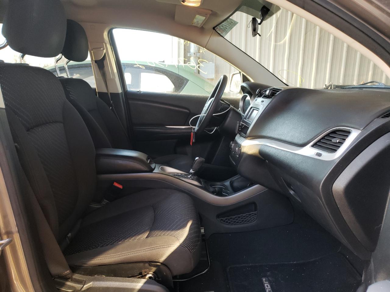 Photo 5 from auction – 2012 DODGE JOURNEY SX with VIN 3C4PDDBG2CT220803
