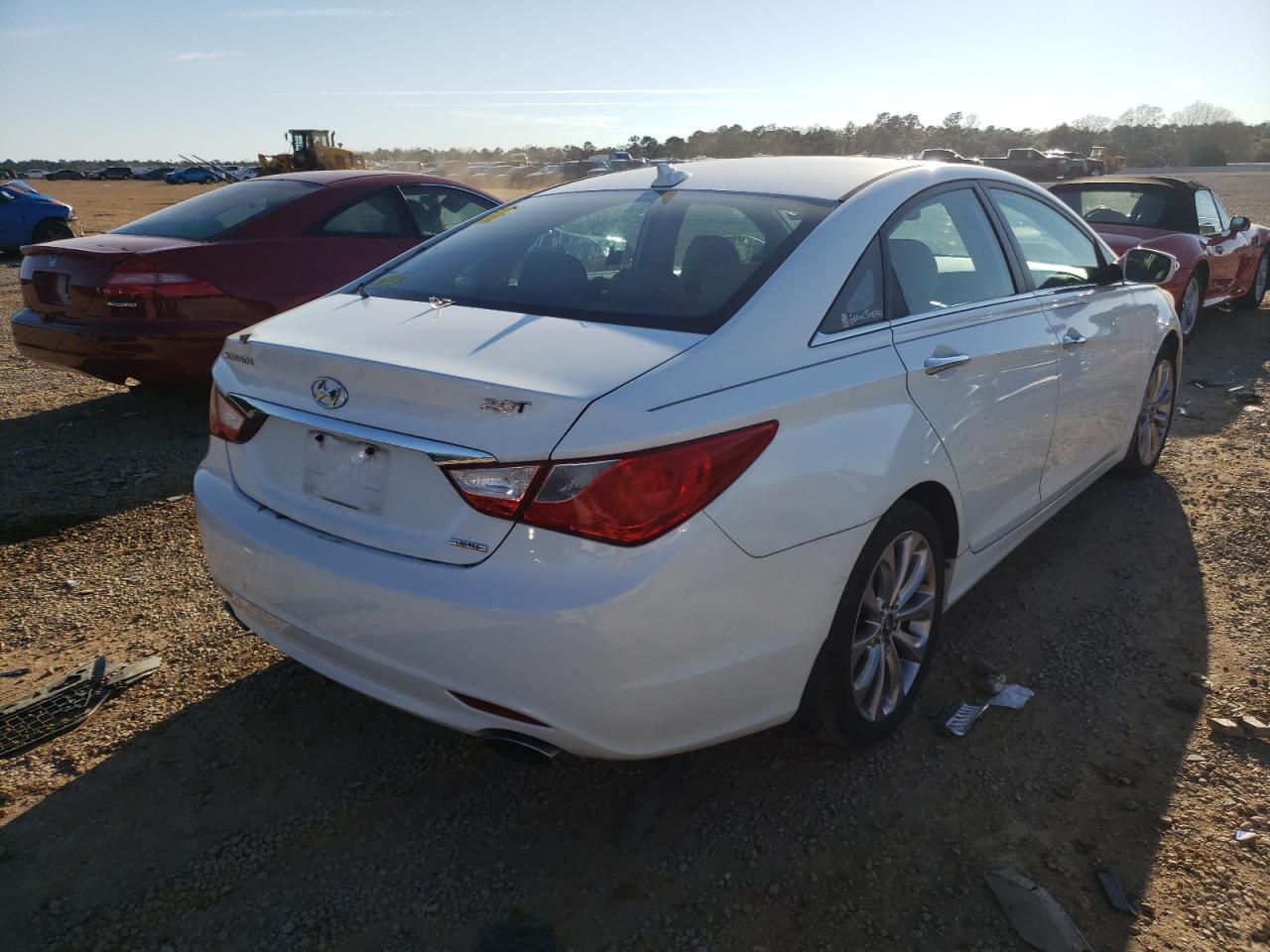 Photo 4 from auction – 2013 HYUNDAI SONATA SE with VIN 5NPEC4AB5DH538657