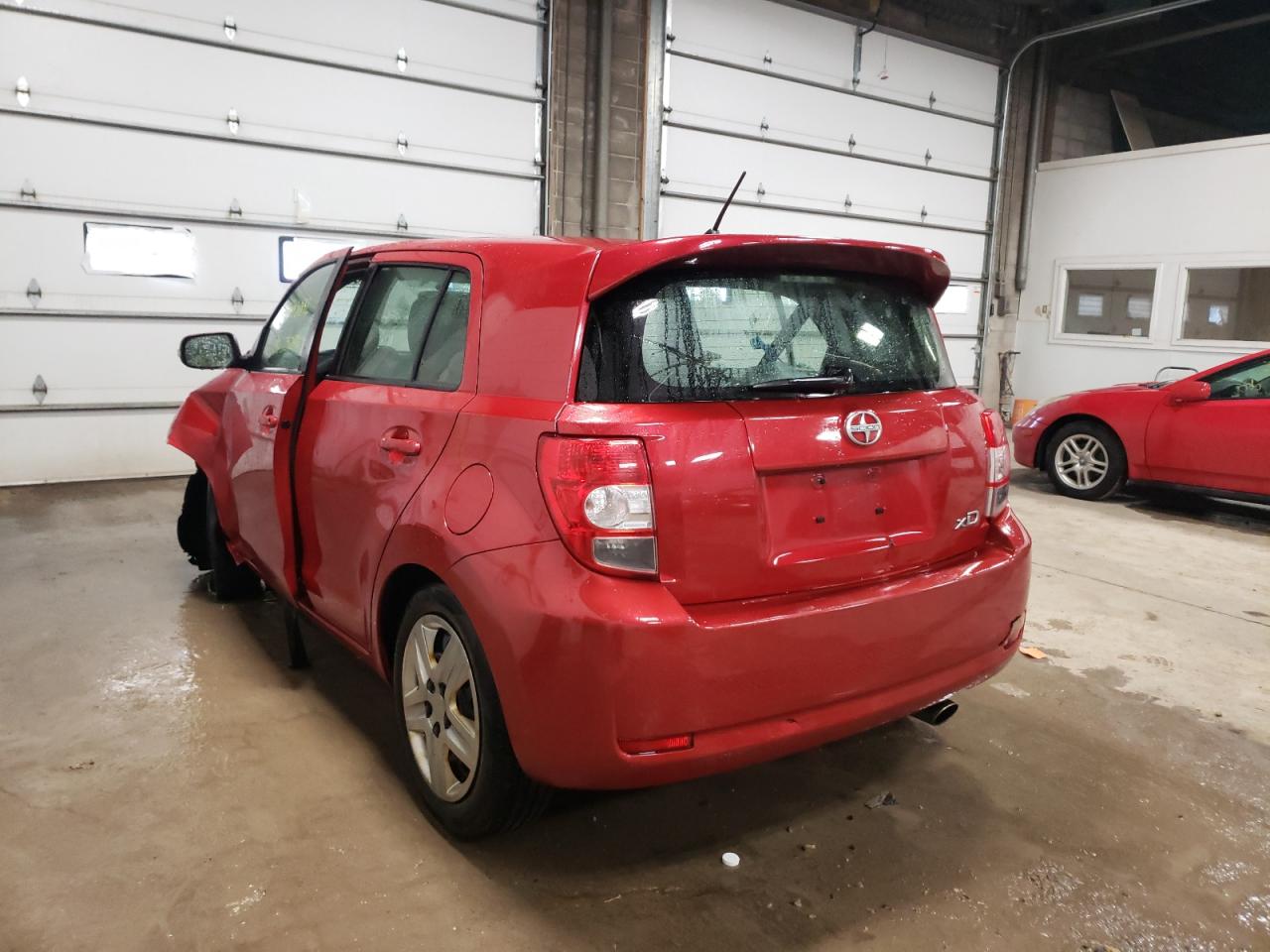 Photo 3 from auction – 2010 TOYOTA SCION XD with VIN JTKKU4B41A1005877