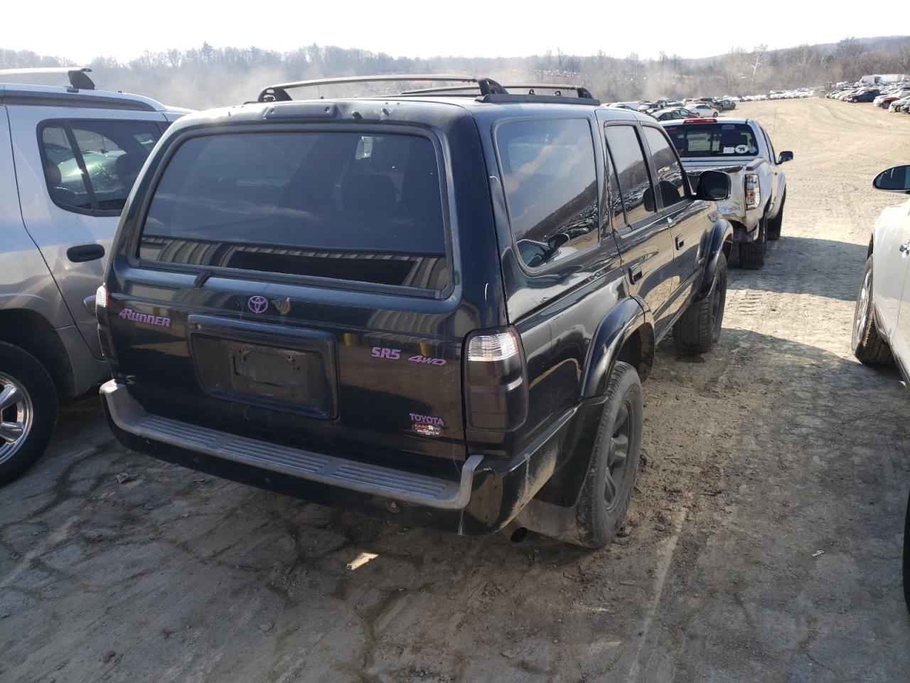 Photo 4 from auction – 2002 TOYOTA 4RUNNER SR with VIN JT3HN86R820365204