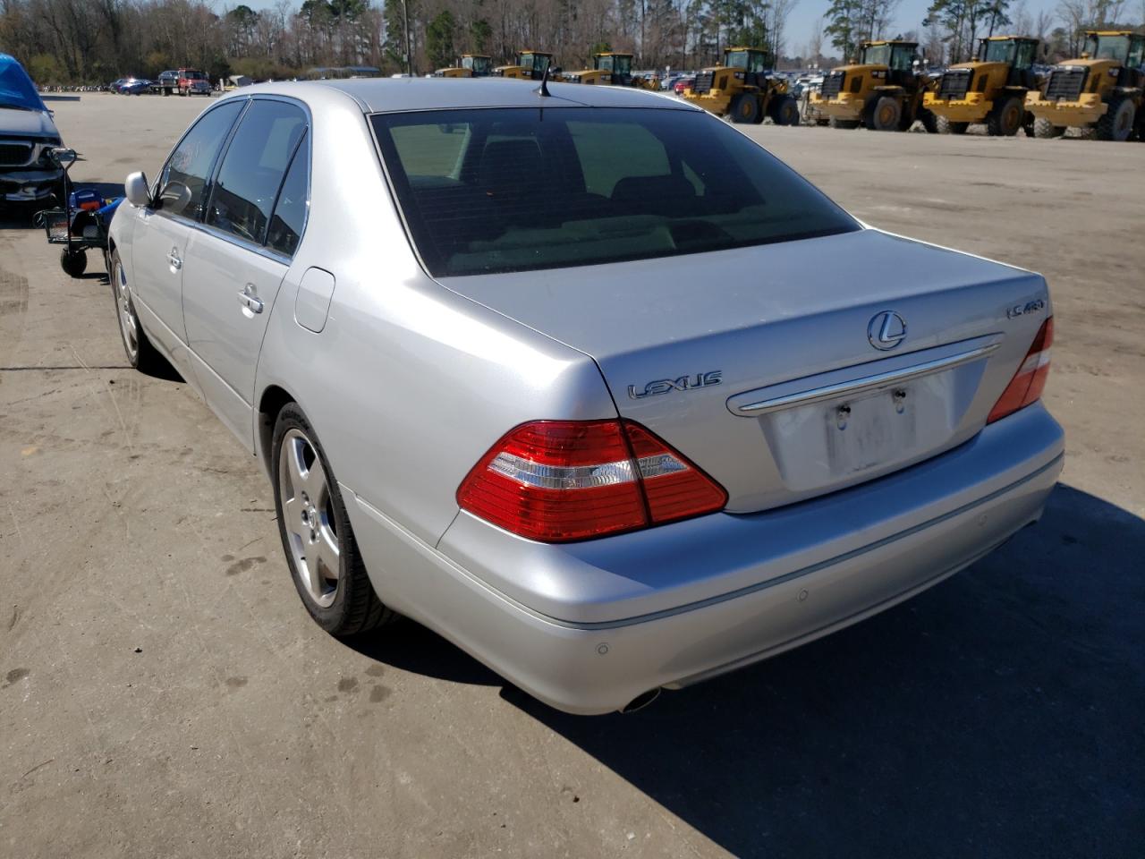 Photo 3 from auction – 2006 LEXUS LS 430 with VIN JTHBN36F865046760