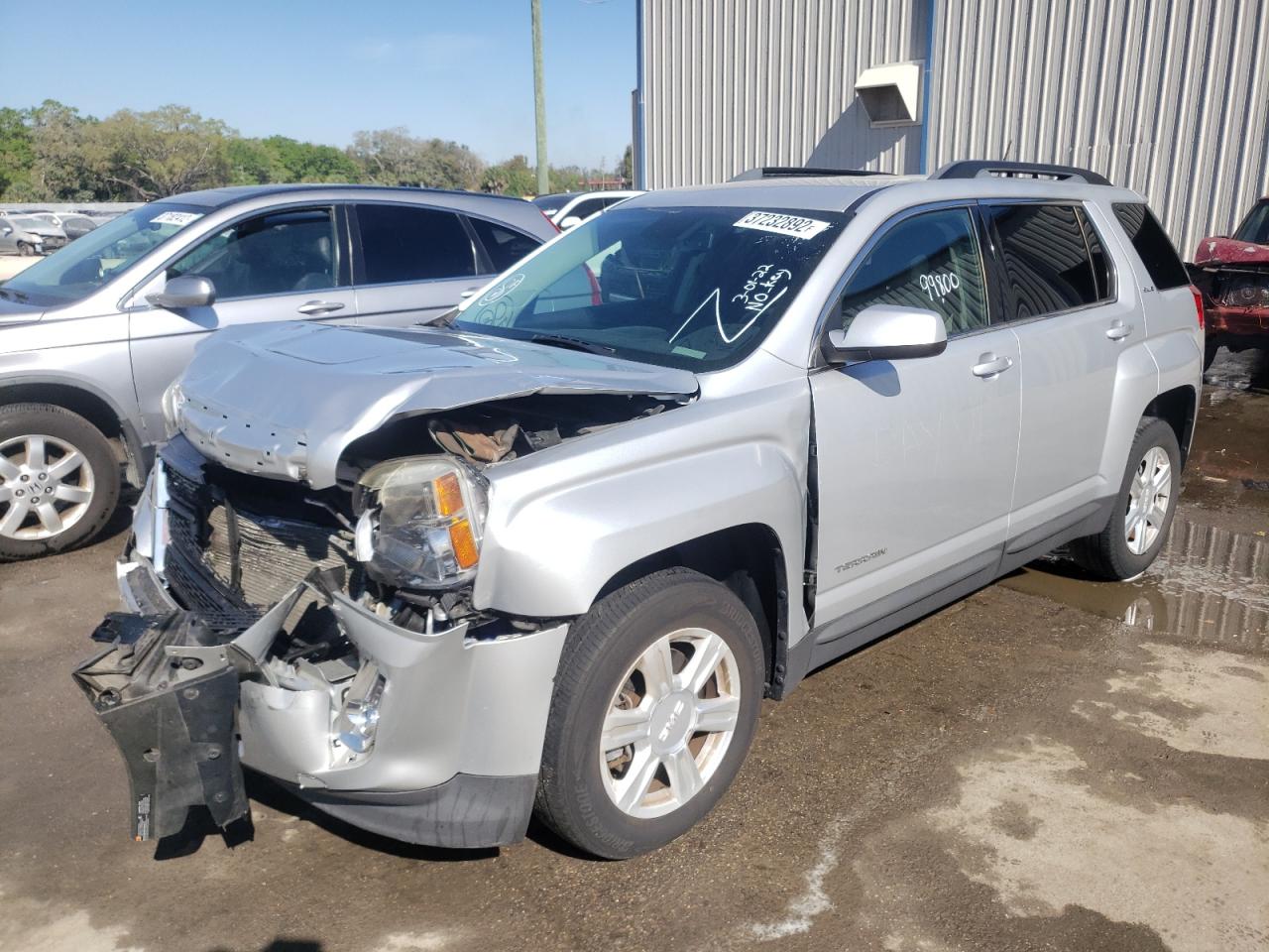 Photo 2 from auction – 2015 GMC TERRAIN SL with VIN 2GKALREK5F6363568