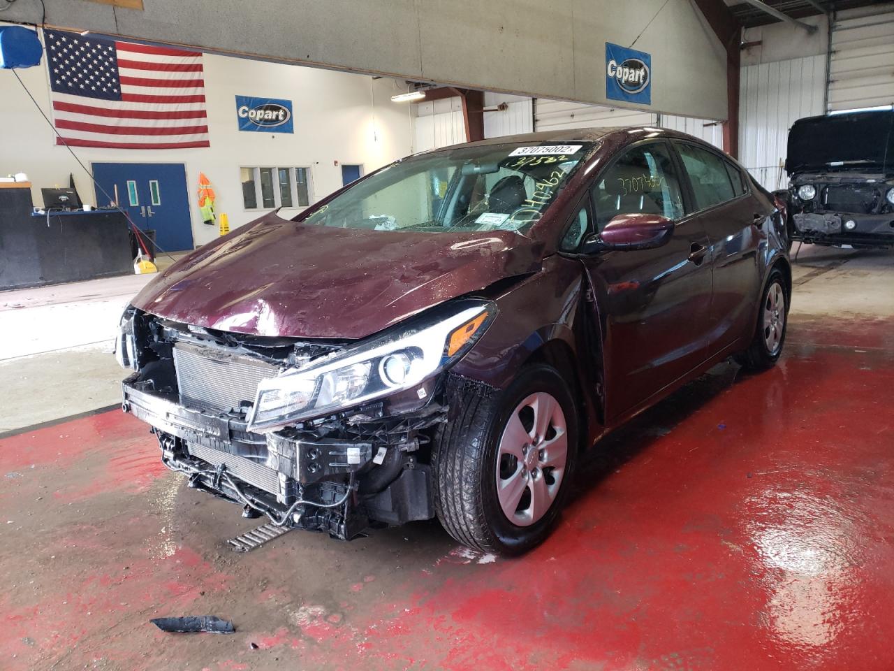 Photo 2 from auction – 2017 KIA FORTE LX with VIN 3KPFK4A74HE137582