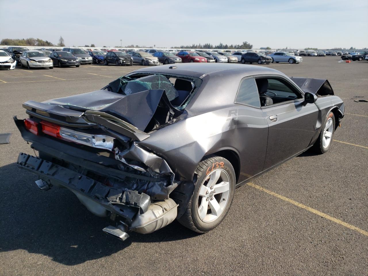 Photo 4 from auction – 2014 DODGE CHALLENGER with VIN 2C3CDYBT1EH284320