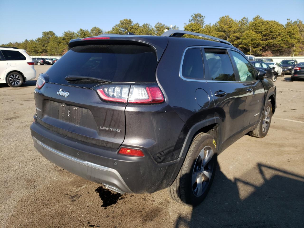 Photo 4 from auction – 2021 JEEP CHEROKEE L with VIN 1C4PJMDX9MD212162