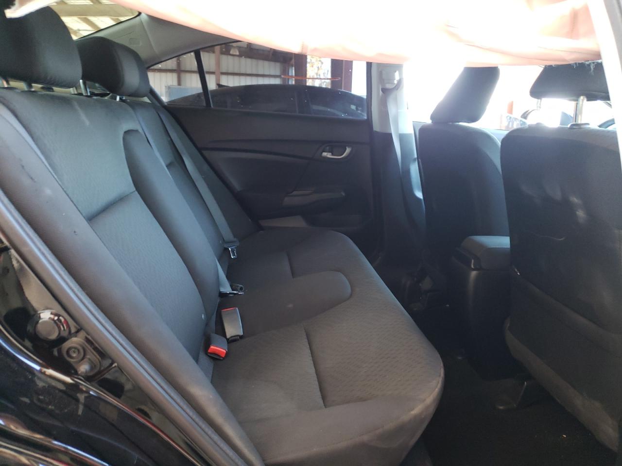 Photo 6 from auction – 2015 HONDA CIVIC SE with VIN 19XFB2F78FE095167