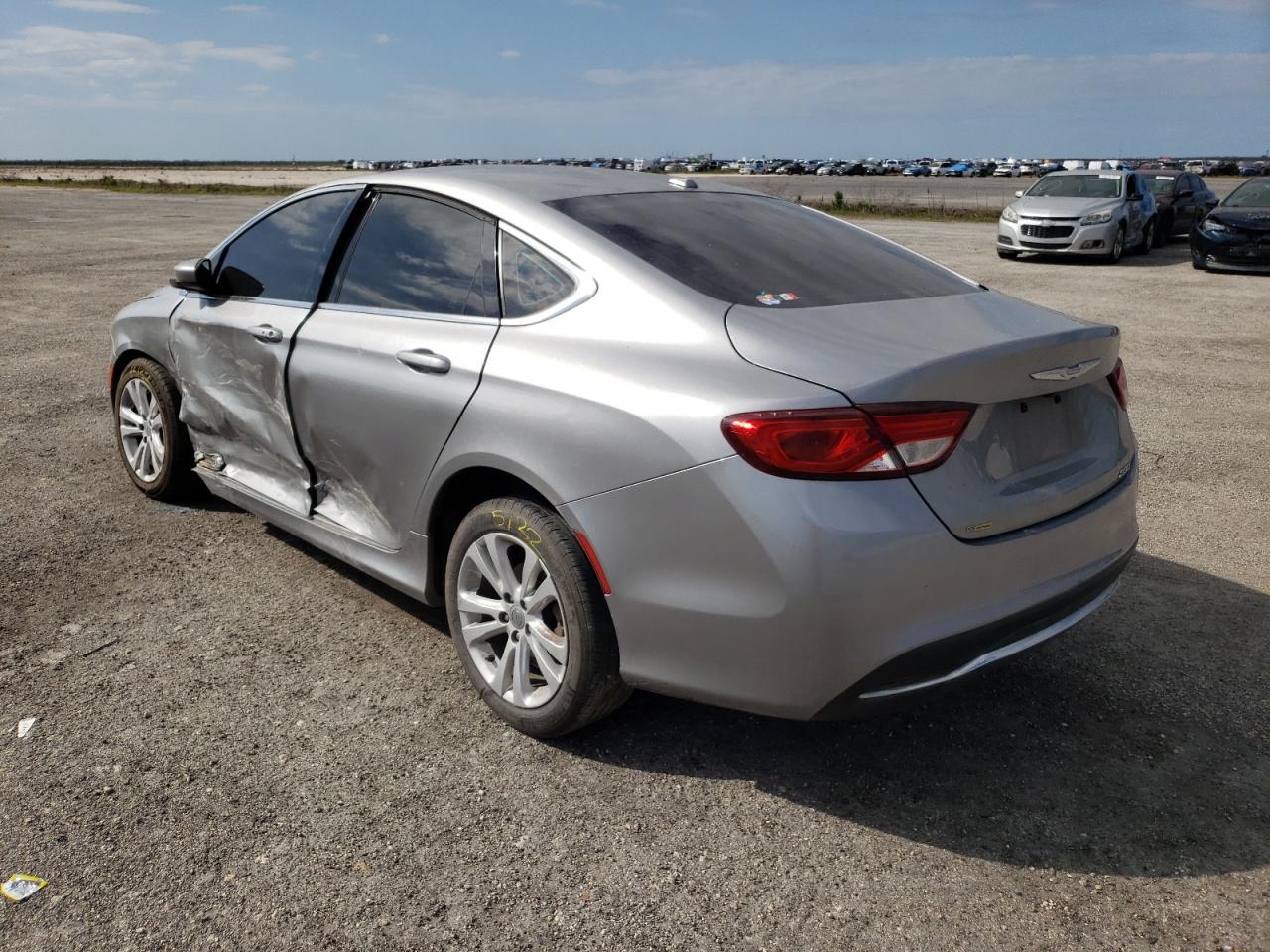 Photo 3 from auction – 2016 CHRYSLER 200 LIMITE with VIN 1C3CCCAB8GN152616