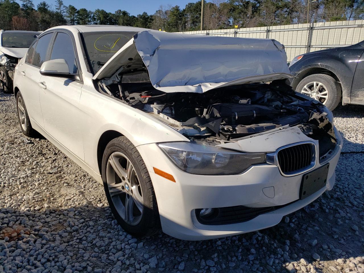 BMW 320 I 2015 with VIN WBA3B1G55FNT02049 - Photo from auction