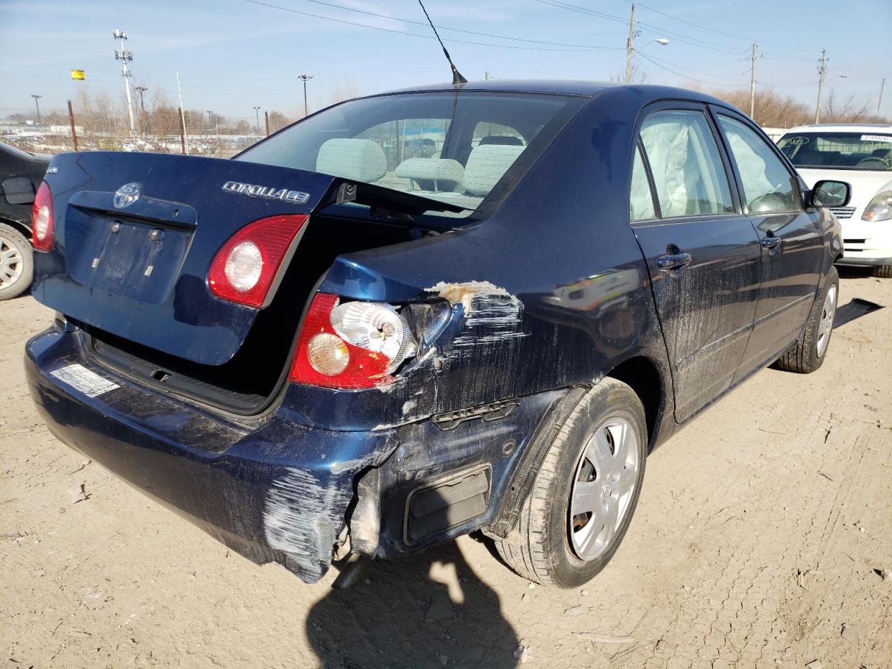 Photo 4 from auction – 2007 TOYOTA COROLLA CE with VIN 2T1BR30E27C759101