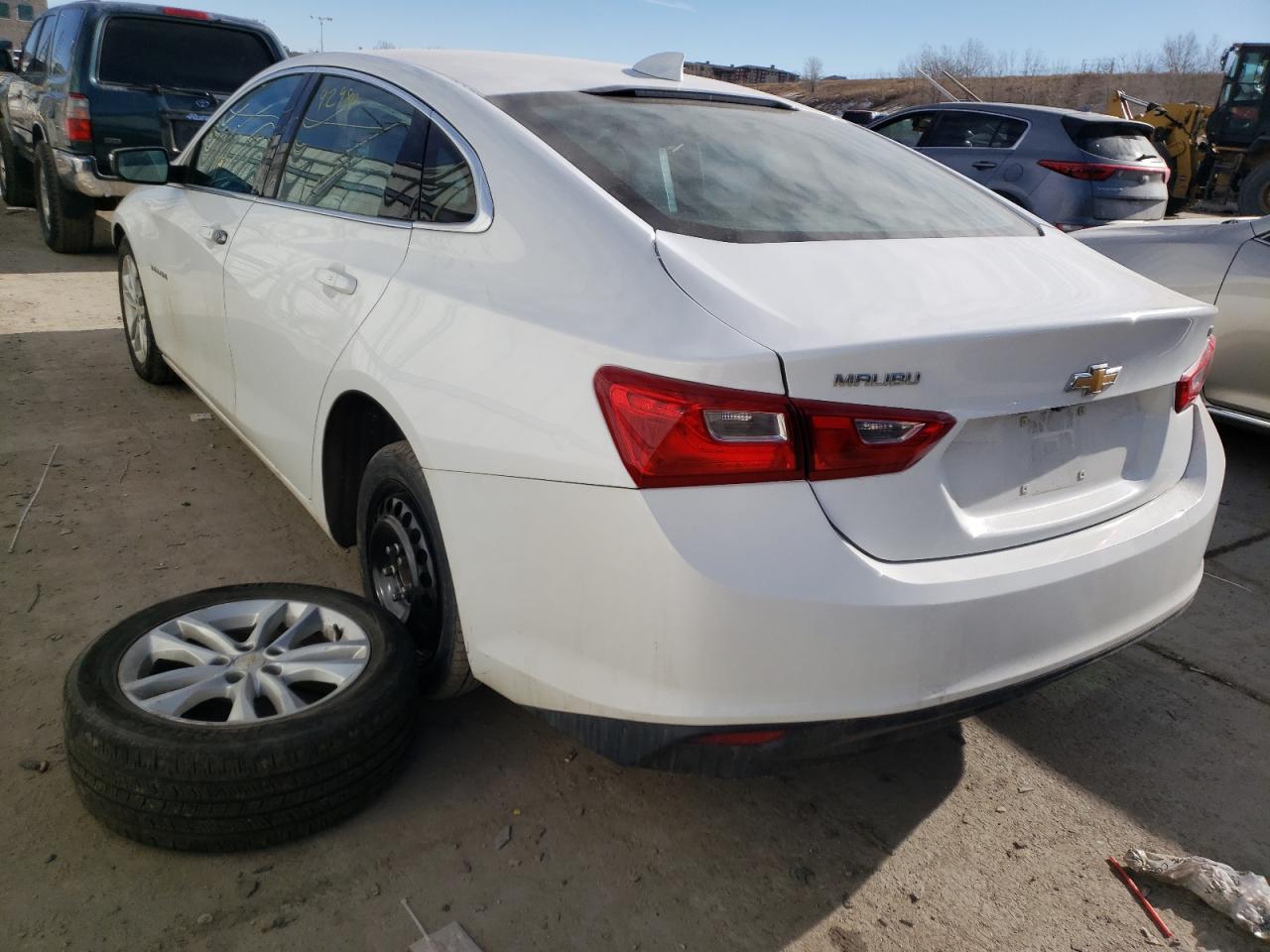 Photo 3 from auction – 2018 CHEVROLET MALIBU LT with VIN 1G1ZD5ST4JF263437