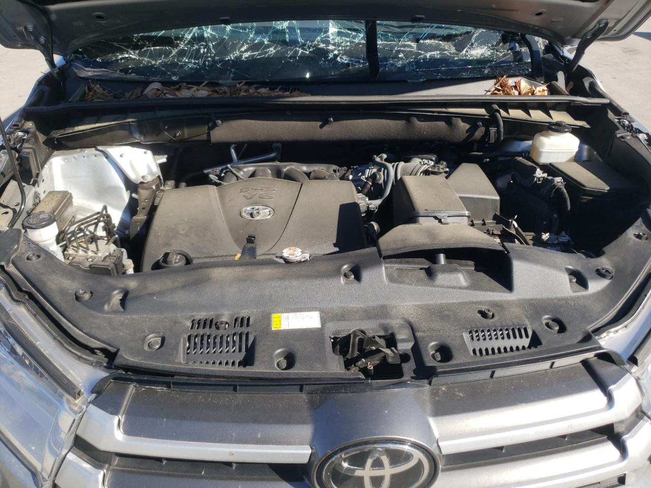 Photo 7 from auction – 2019 TOYOTA HIGHLANDER with VIN 5TDBZRFH8KS735020