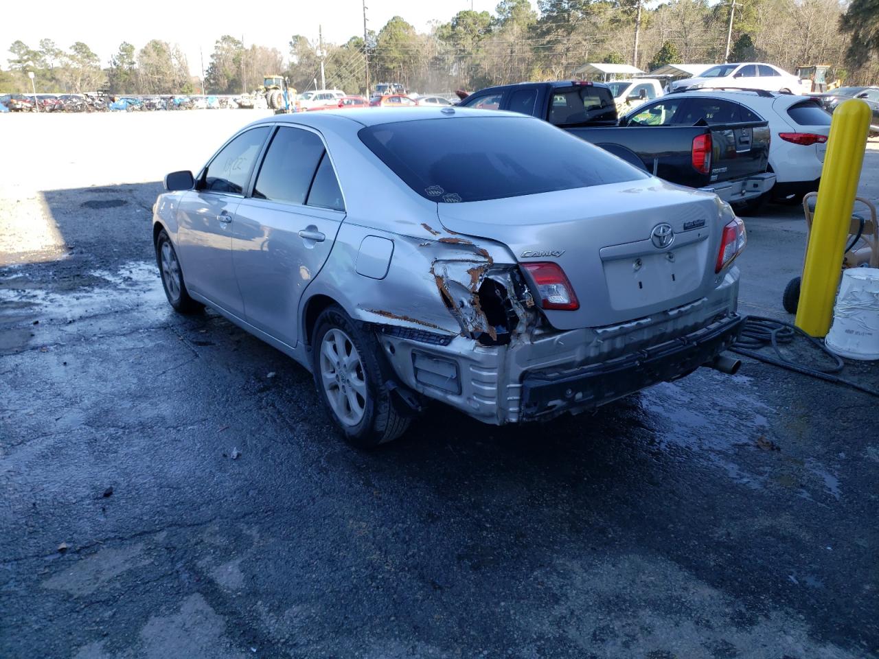 Photo 3 from auction – 2011 TOYOTA CAMRY BASE with VIN 4T1BF3EK3BU216628