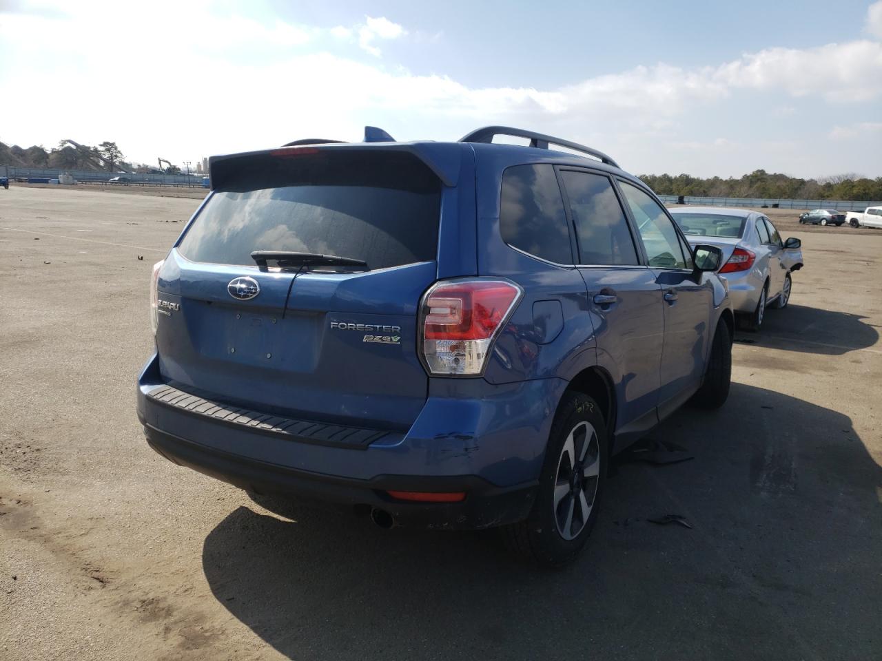 Photo 4 from auction – 2017 SUBARU FORESTER 2 with VIN JF2SJAJC0HH488370