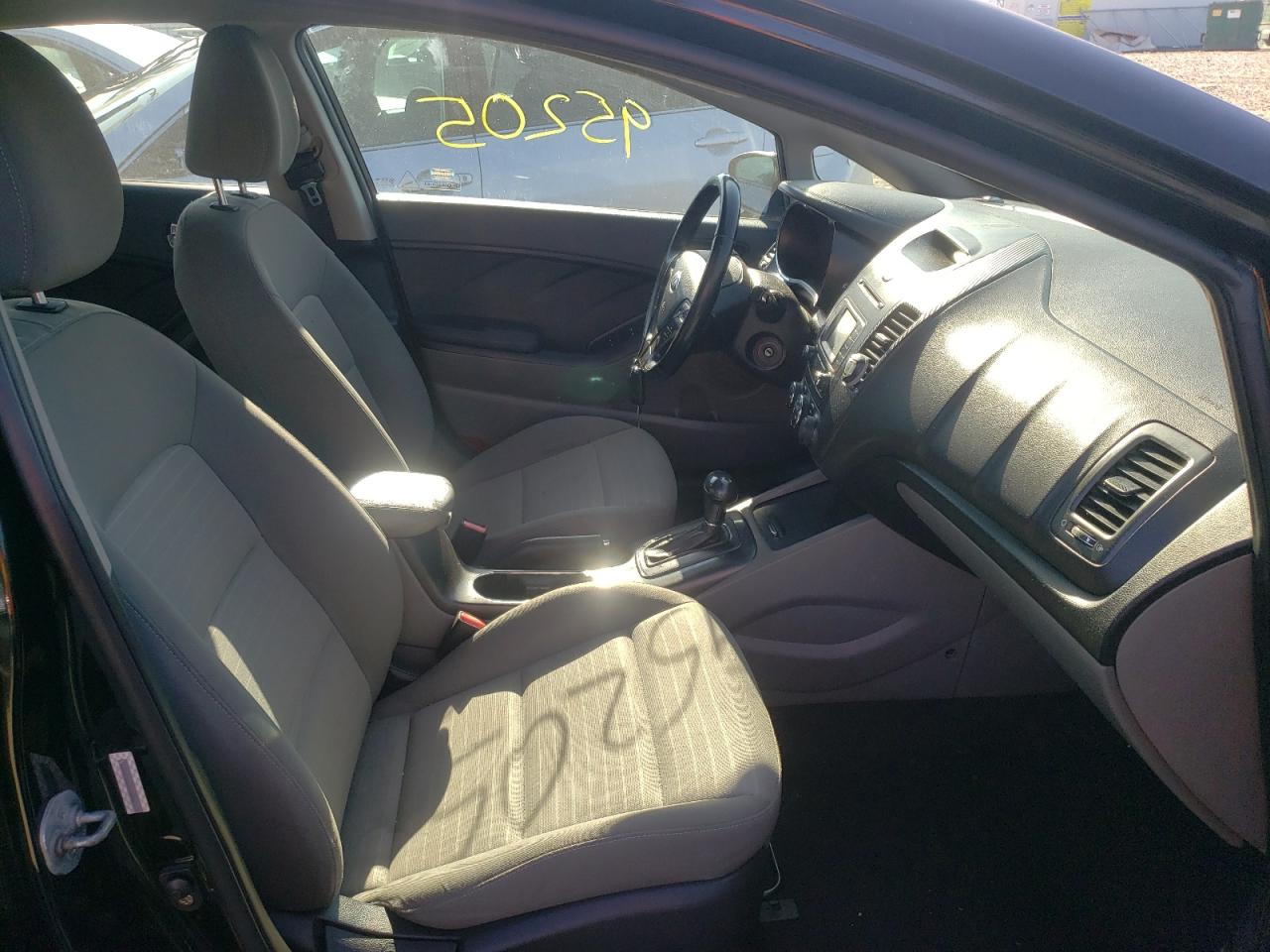 Photo 5 from auction – 2014 KIA FORTE EX with VIN KNAFX5A88E5160173