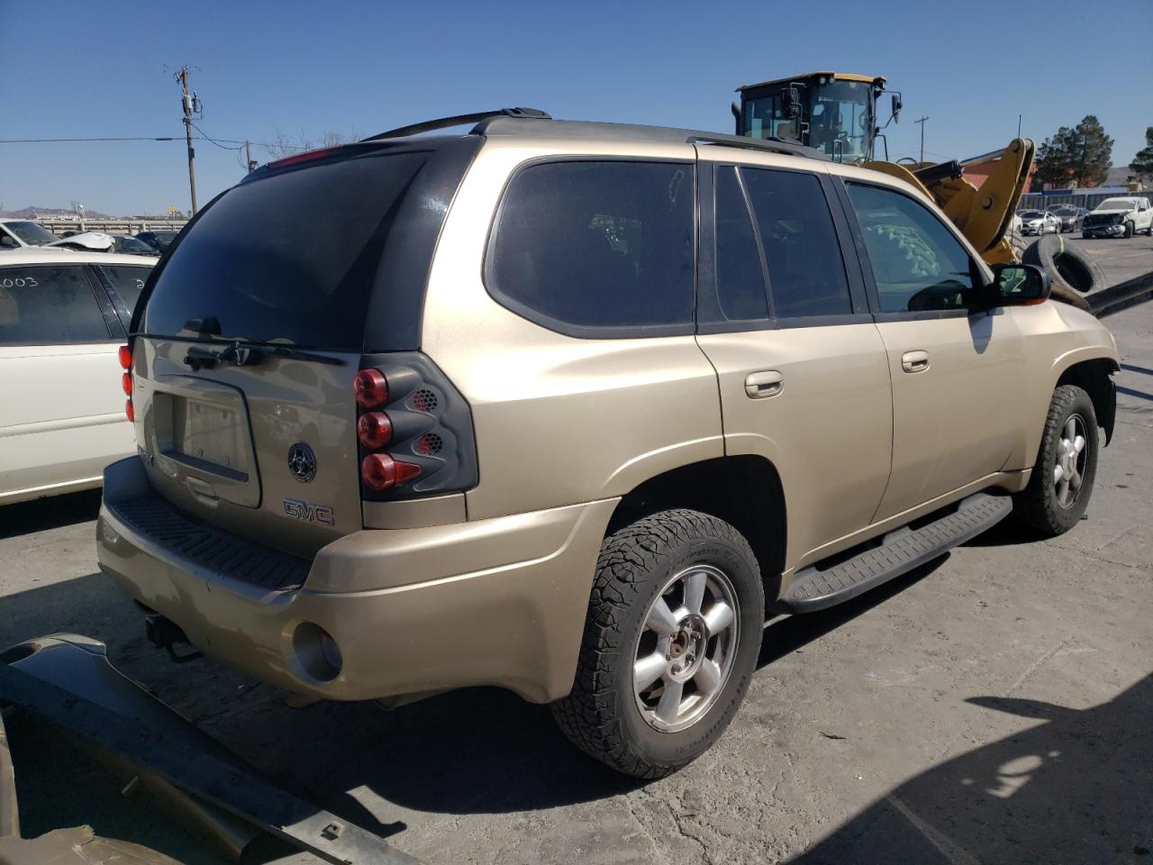 Photo 4 from auction – 2004 GMC ENVOY with VIN 1GKDT13SX42238027