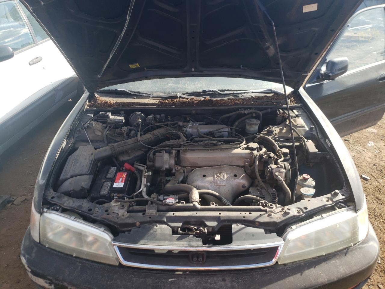 Photo 7 from auction – 1997 HONDA ACCORD LX with VIN JHMCD5635VC019552