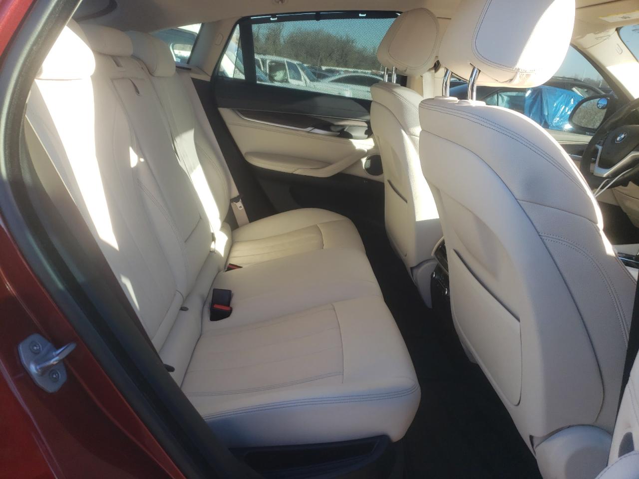 Photo 6 from auction – 2016 BMW X6 XDRIVE3 with VIN 5UXKU2C59G0N84228
