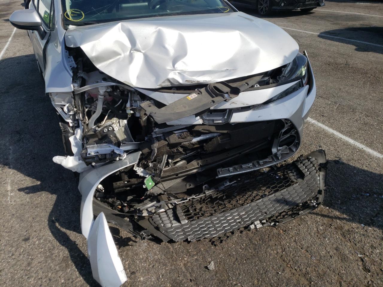 Photo 9 from auction – 2020 TOYOTA COROLLA LE with VIN 5YFEPRAE8LP077645