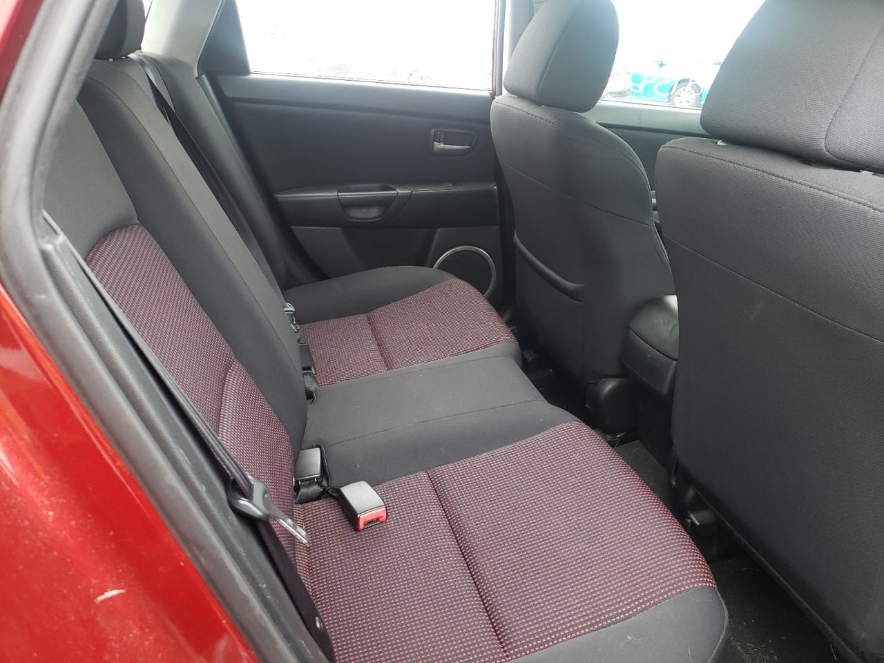 Photo 6 from auction – 2006 MAZDA 3 HATCHBAC with VIN JM1BK143561459962